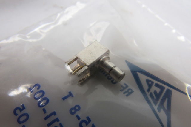 AEP 2010-6511-002 Mini RF 90-? Connector Lot Of 9