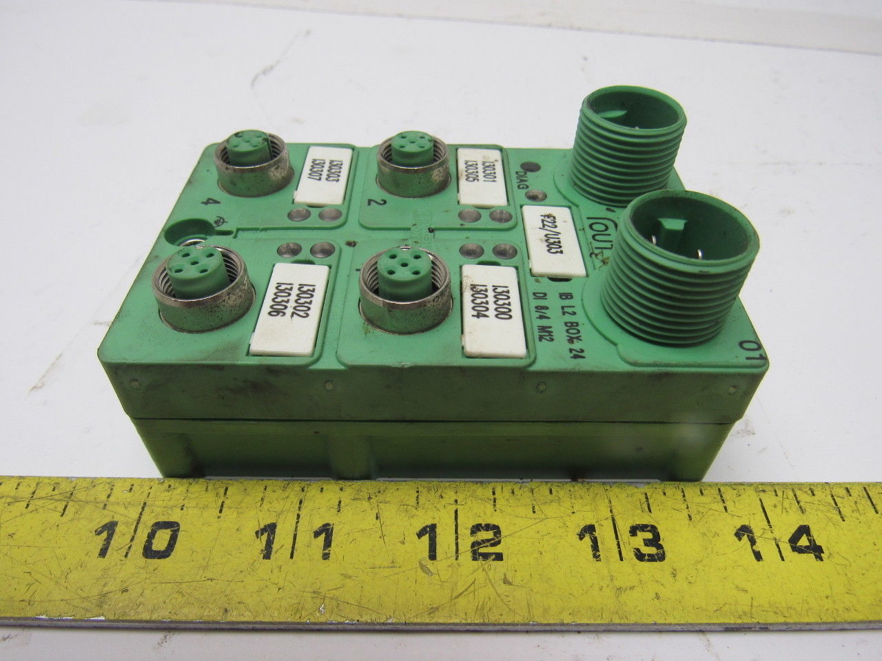 Phoenix Contact IB L2 Box 24 DO 4/4 M12-2A-D 2732774 Interbus I/O Module