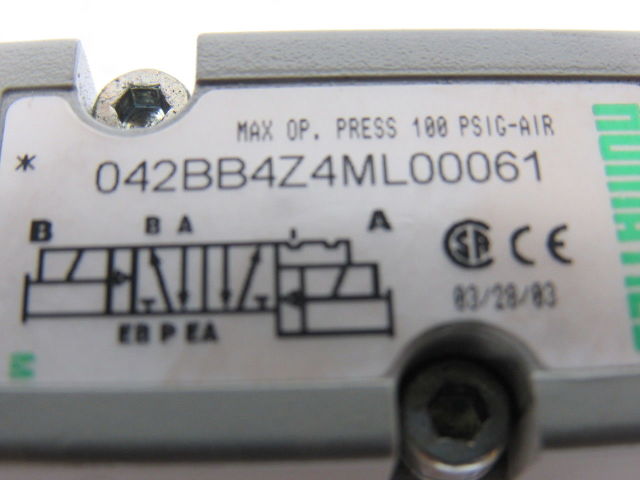 Numatics 042BB4Z4ML00061 2Pos 4Way DBL Solenoid Air Piloted 24V Coil Air Valve