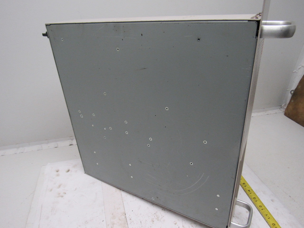 OneAC Sinergy S1000XA-RM-1 Power Conditioner 1KVA 60HZ 120V IN/Out Simple