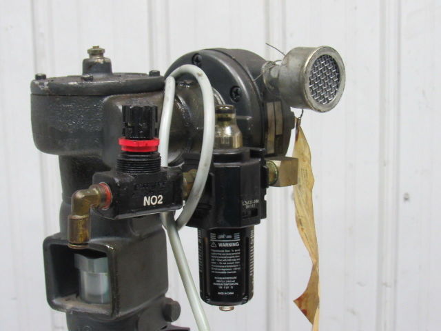 Loctite Bond-A-Matic 3000 Light Viscosity Adhesive Reservoir With Gast Agitator