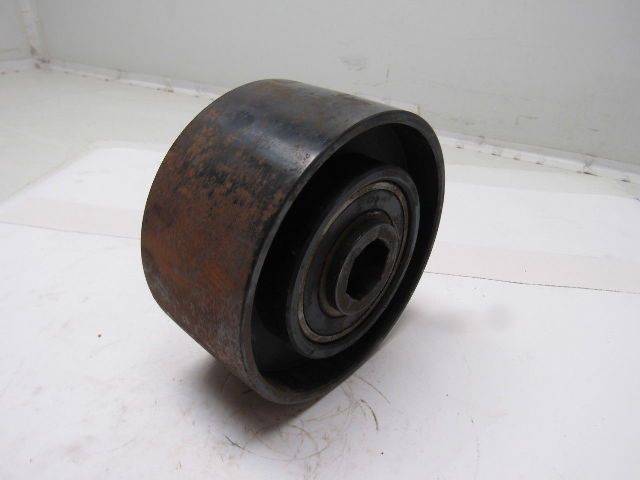 5-1/2" x 2-5/8" Crowned Face End Pully 1-1/8" Hexagonal Bore