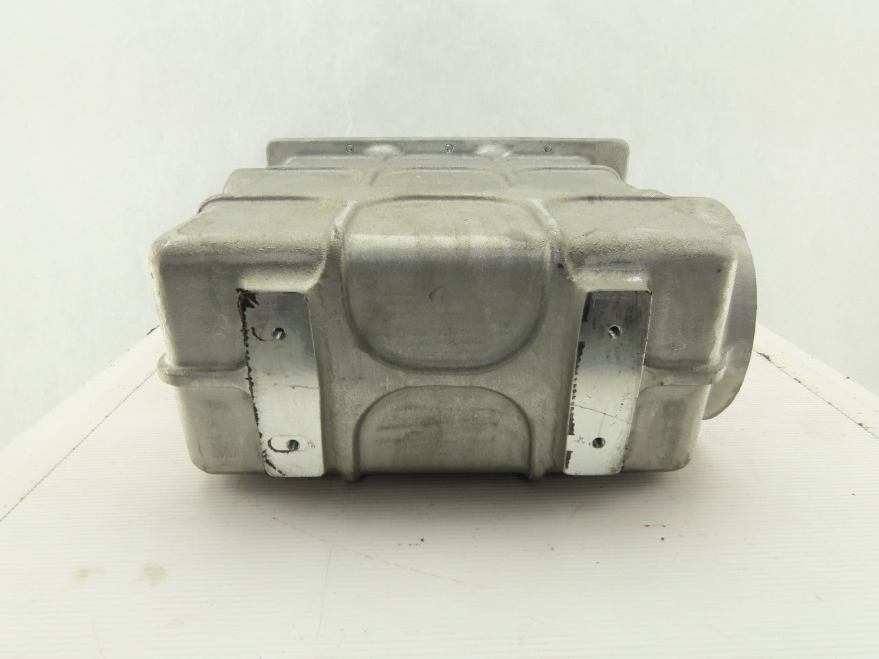Panasonic YB-L200A8Y3E Enclosed Heat Exchanger Cooling Unit Laser Oscillator