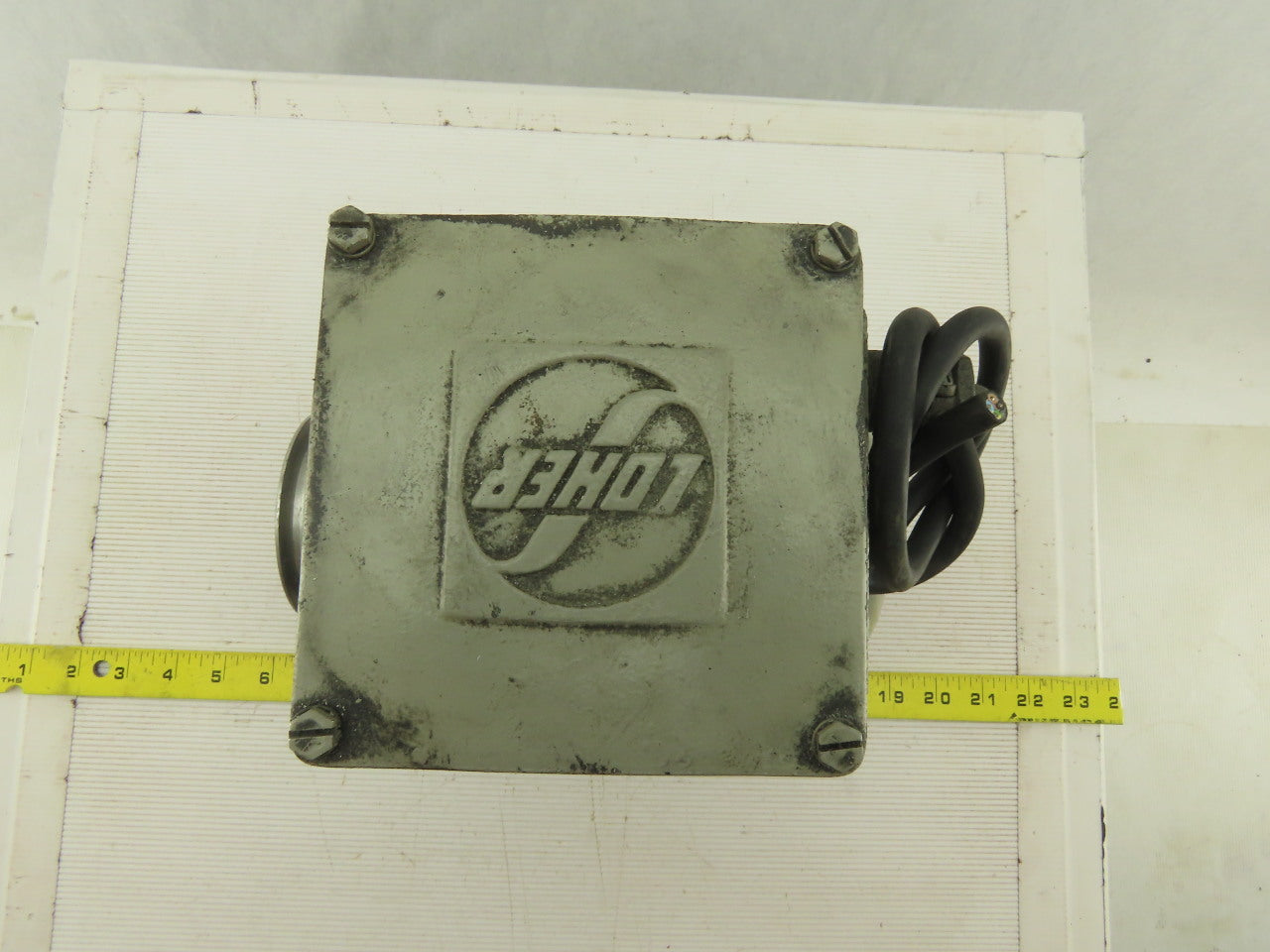 Loher DNGY-071AB-04 0.25kW 1690RPM 440Y 60Hz AC Motor