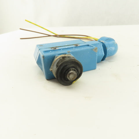 Micro Switch BZE6-RN 125-480V Push Button Plunger Micro Limit Switch