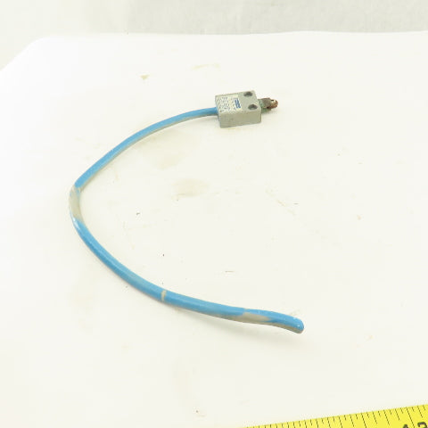 Telemecanique MS02S03 35 120/250VAC 5A Cam Roller Plunger Limit Switch
