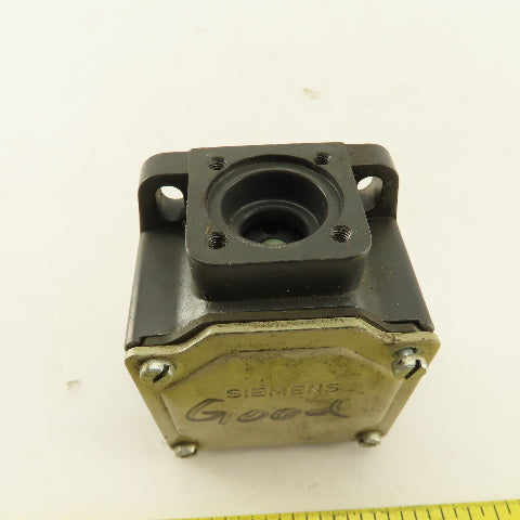 Siemens 3SE3100-1E 500V Limit Switch Contact Body No Operator Head