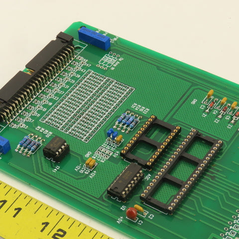 International Truck & Engine Corp Analog Interface Module Basic Card No EPROM
