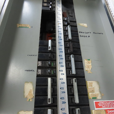GTE Sylvania R0-4860 225A 3Ph 120/208V Circuit Breaker Load Center
