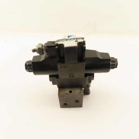 Daikin KS0-G02-4CP-10 Double Solenoid Hydraulic Valve Manifold Check Valve 24V