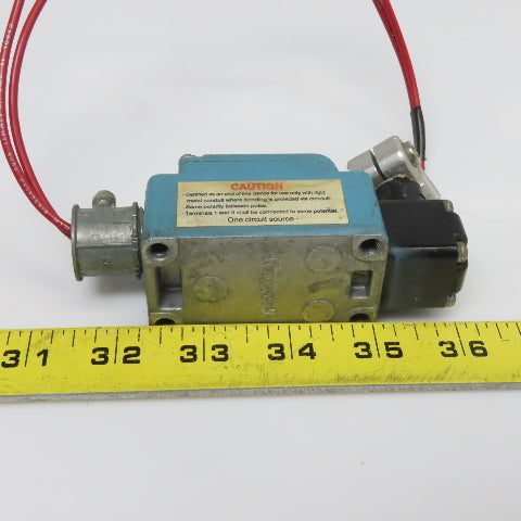 Honeywell SLZ-WLC-B-N 300V 10A AC/DC Arm Style Limit Switch