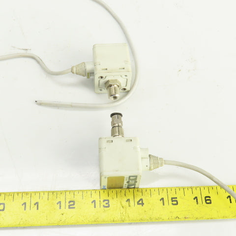 SMC ZSE40-T1-62 High Precision Vacuum Switch 10.0-101.3kPA 12-24VDC Lot Of 2