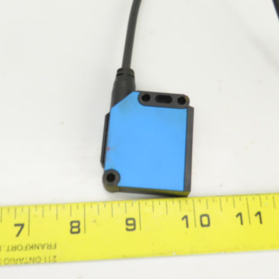 Sick WL11-2P1130 Photoelectric Sensor 10-30VDC Class 2 Lot Of 2