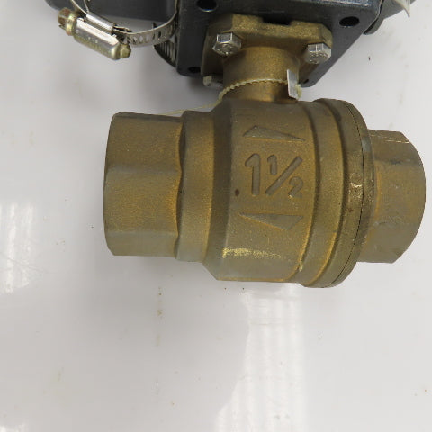 DynaQuip DynaMatic 6CX20 Electronic Actuated Brass Ball Valve 1-1/2" FNPT 115V