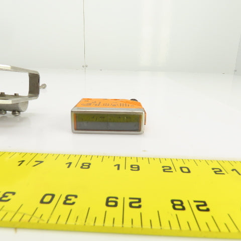 IFM O5P201 O5P-HPKG/US100 Retro-Reflective Sensor 10-36VDC W/Adjustable Mount