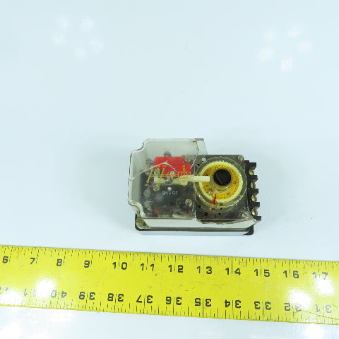E. Dold & Sohne ZR 2u712T Time Delay Relay 220V 1-30 Sec (No Cover)
