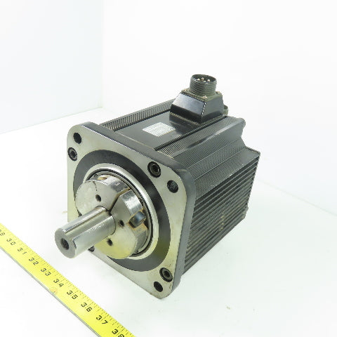 Yaskawa SGMG-44V 2AB 4.4kw AC Servo Motor 200V 1500RPM