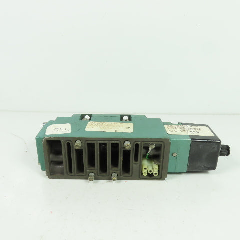 Numatics I23BA4KP14D30 Pneumatic Solenoid Valve 150PSIG 120V 50/60Hz .06A