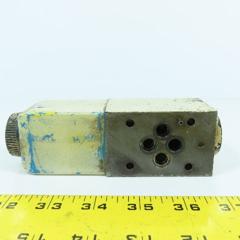 Vickers DG4V-3-7A-M-U-H7-60 4/2 Position Hydraulic Directional Control Valve