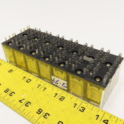 Omron MY2N-D2 110/120VAC Control Relay Lot Of 14