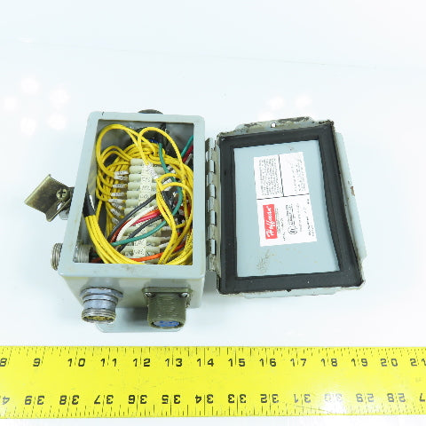 Hoffman A-604CH 6" x 4" x 3" Electrical Junction Enclosure W/ Terminal Strip