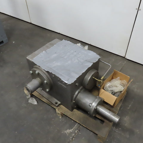 41-4141 M21-90 Gearbox 1:1.25 Ratio Dual Output (No Cover Or Tag) 2-5/8" Input