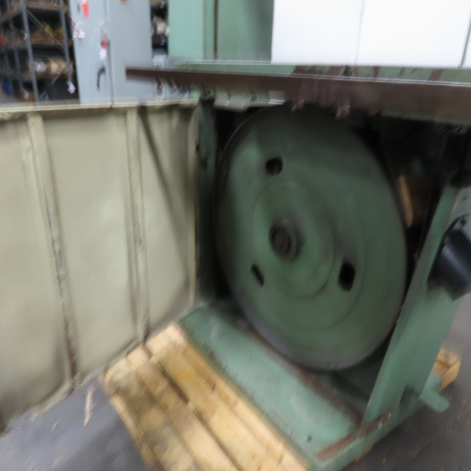 Centauro 900 CO Industrial Tilt Table Vertical Bandsaw 34" Throat 230/460V 3PH