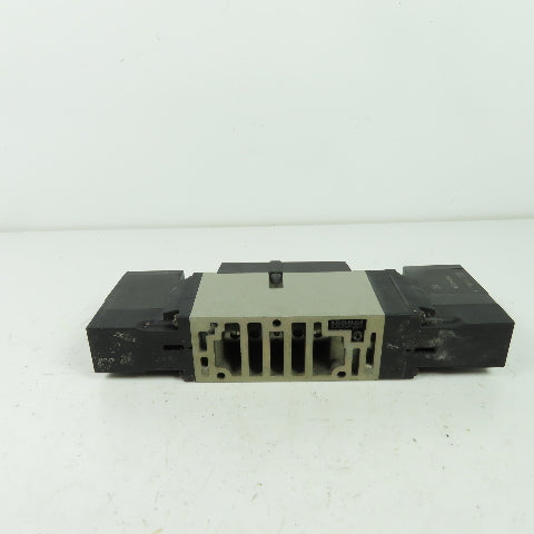 SMC NVFS3300-5FZ Pneumatic Solenoid Valve 1.0MPa 21-26VDC Coil