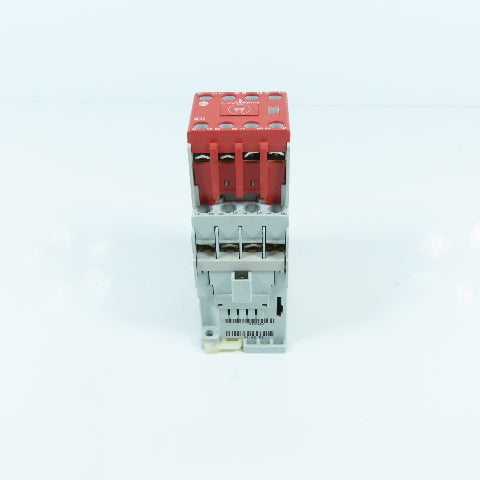 Allen Bradley 700S-CF620DC Ser S GuardMaster Control Safety Relay 120V Coil 25A