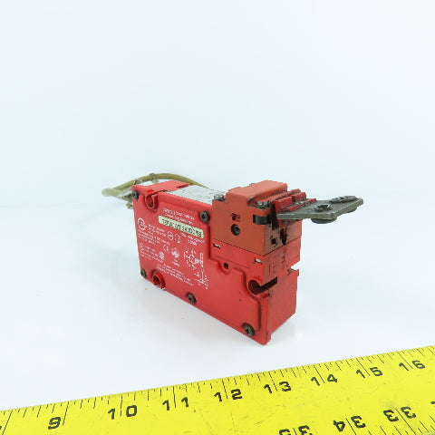 Elan Schmersal TZFWS/VT 24VDC/96 Safety Interlock Switch 24VDC W/ Key