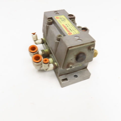 Norgren SXP9674-180-00 5/3 Closed Center Detent Directional Valve Air Piloted