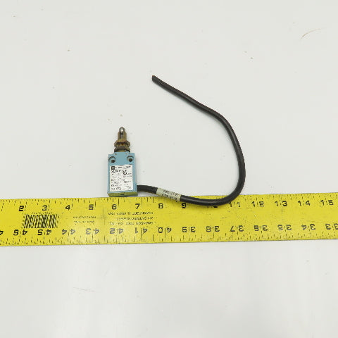 Telemecanique XCM F1035 Cam Roller Snap Action Limit Switch 500V