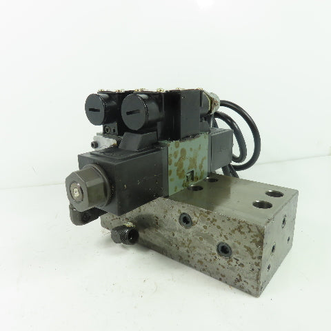 Rexroth 4WE6W-51-M0/AW100-00 2 Hydraulic Directional Valve W/ Manifold Block