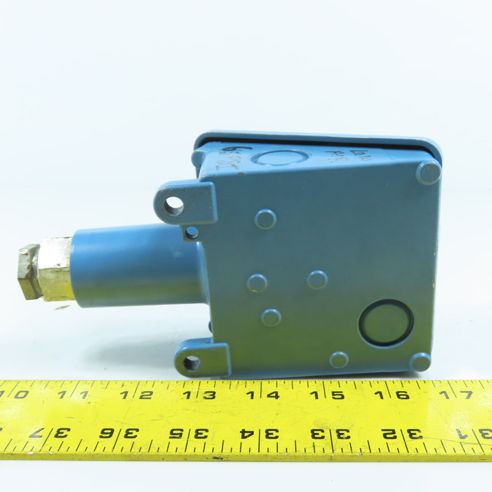 United Electric H100-191 95310 Pressure Switch 10-100PSI 15A 480VAC