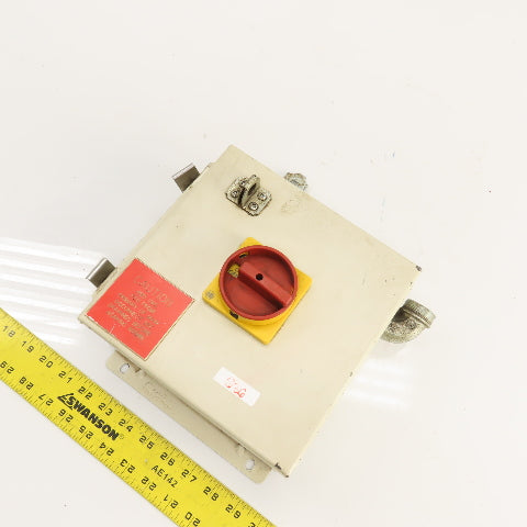 Allen Bradley 194L-E25 25A 600V Disconnect Switch W/ 8x8 x 4" Box & Fuse Holders