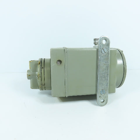 ITT Fluid Tech GT46CD2485 Conflow Transducer 24VDC 20 Sec Output: 3-27PSI