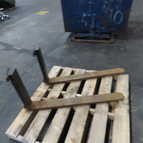 MS Class II 2 16" Tapered Forklift Forks Carriage Mount 41-1/2" x 4" Set Of 2