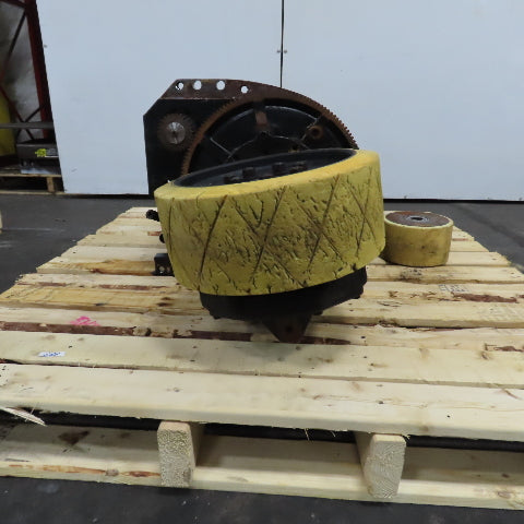 Caterpillar TSP112/4-165-T-12108 Drive & Steer Motor Wheel From A ND3000-36V