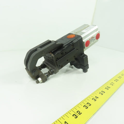 Norgren SPUSR/980C20 Pneumatic Gripper 32mm x 28mm 145PSI Max