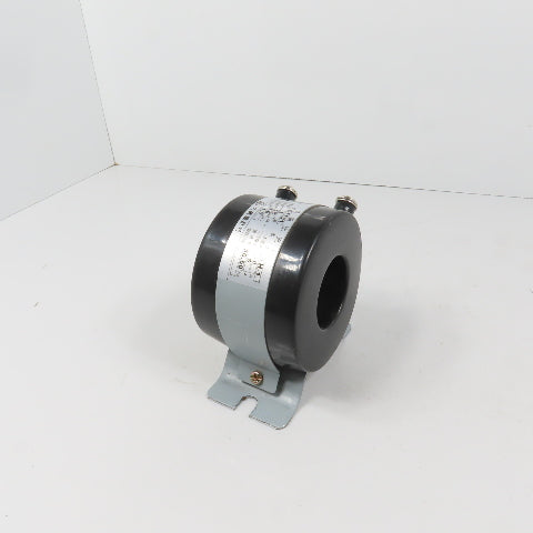 Daxing Electric JIS C1731 0.6kV Current Transformer 15VA Pri 50A Sec 5A