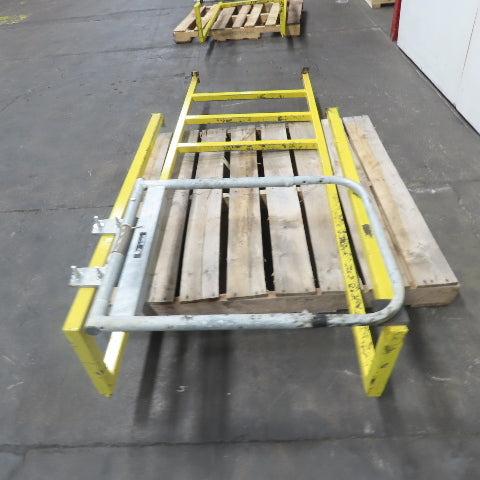 EGA Products MD 0119 3-Step 30" Wide Industrial Mezzanine Step W/ Safety Gate