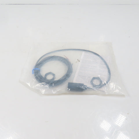 Omron E3FA-DN11 M18 Threaded Barrel Photoelectric Sensor 10-30VDC Class 2