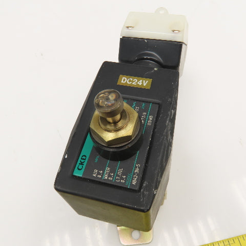 CKD AB42-3N-5-B3HAB 3/8" NPT 2 Way Solenoid Valve 0.4MPa Air Water Oil 24VDC