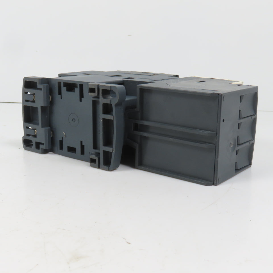 Schneider LC1D18M7 600VAC Contactor 15HP 220V Coil W/ LR3D21 Overload 12-18A