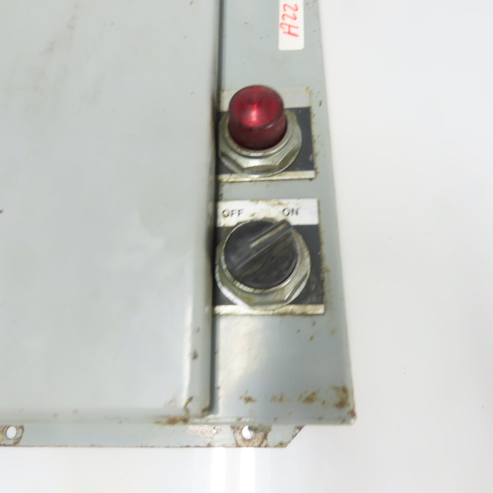 General Electric CR308 Size 0, 1 Combination Starter Disconnect 30A 600V Fused
