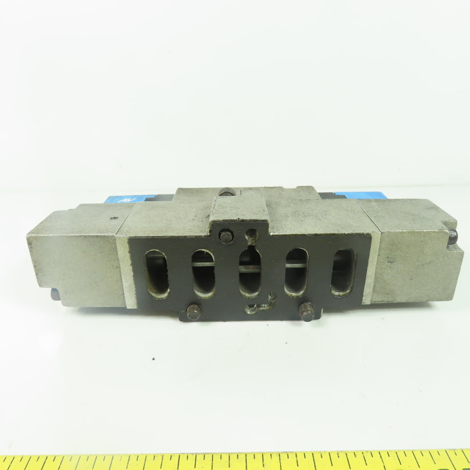 Automatic Valve 416B67S3S3-DB7 Pneumatic Directional Solenoid Valve 24V 150PSIG