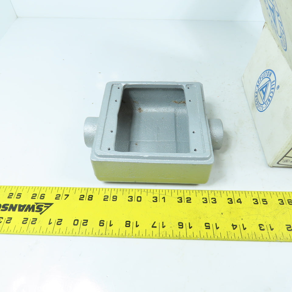 Appleton FSC-2-75 3/4" Malleable Irn 2-Gang Device Box New