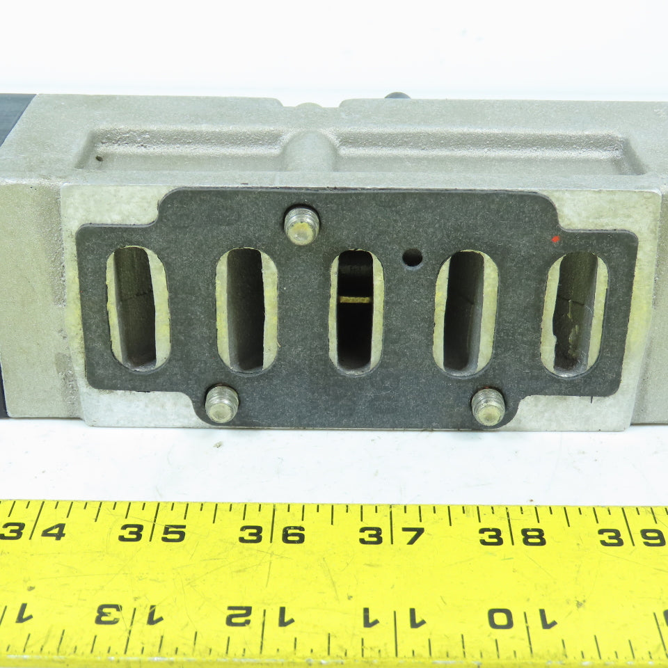 Parker Schrader L72431211XXVX0B Pneumatic Solenoid Valve 150PSI Max