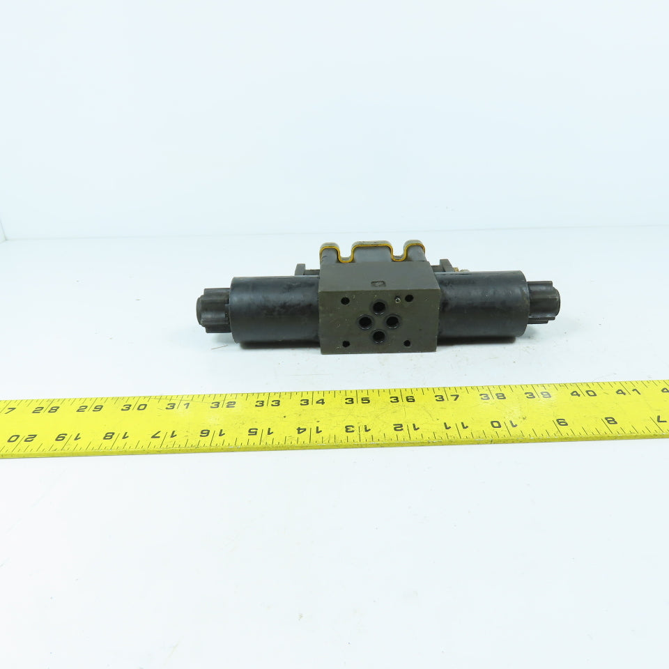 Parker D1VW004CNJC M456 Hydraulic Solenoid Directional Valve 4000PSI 24VDC