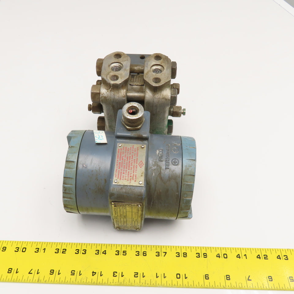 Foxboro 823DP-I3S1NH2-Y Stainless Steel Valve W/ Pressure Transmitter 1/4" NPT